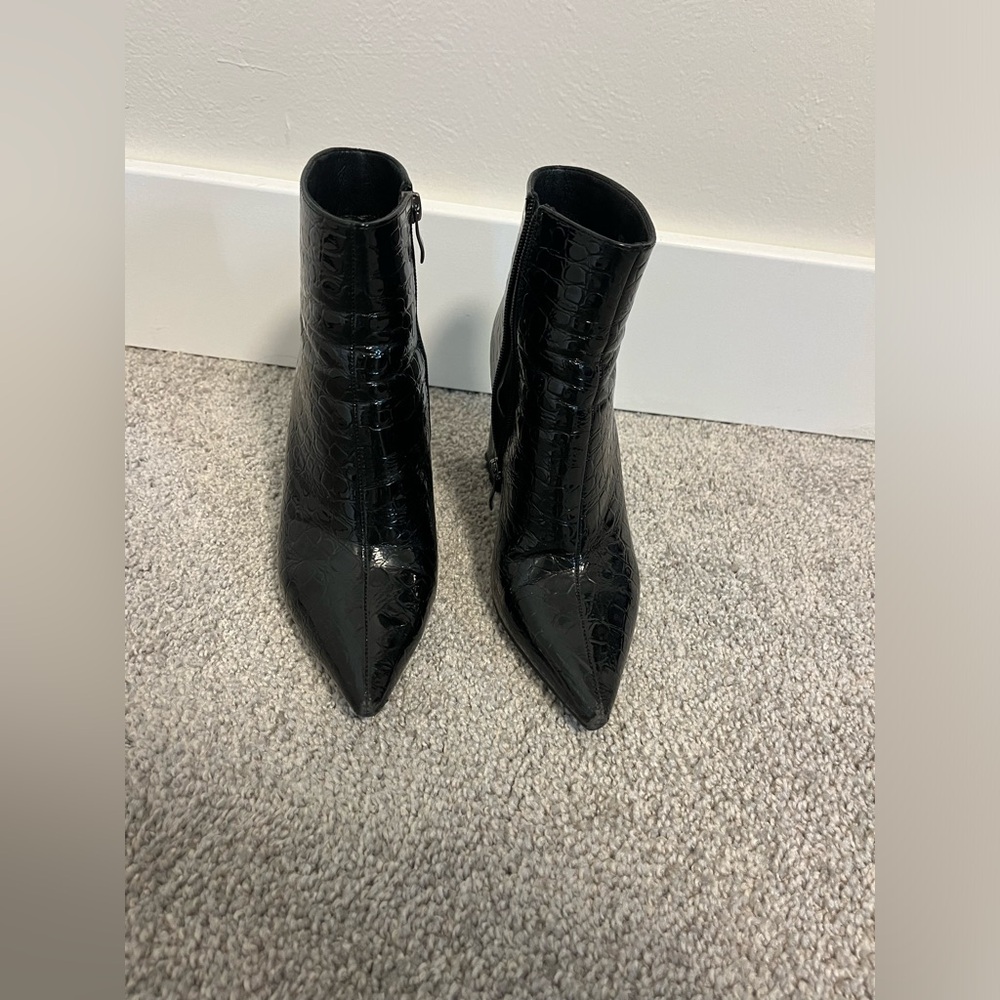 Booties size us 6 / eu 37